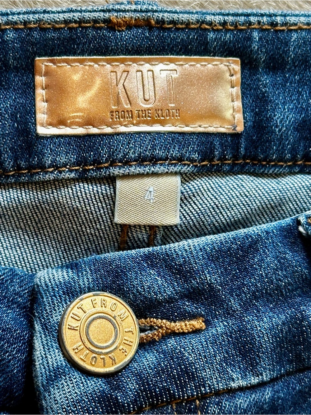 Kut from the Kloth MEG Fab Ab Blue Cropped Straight Jeans raw hem - Picture 7 of 10